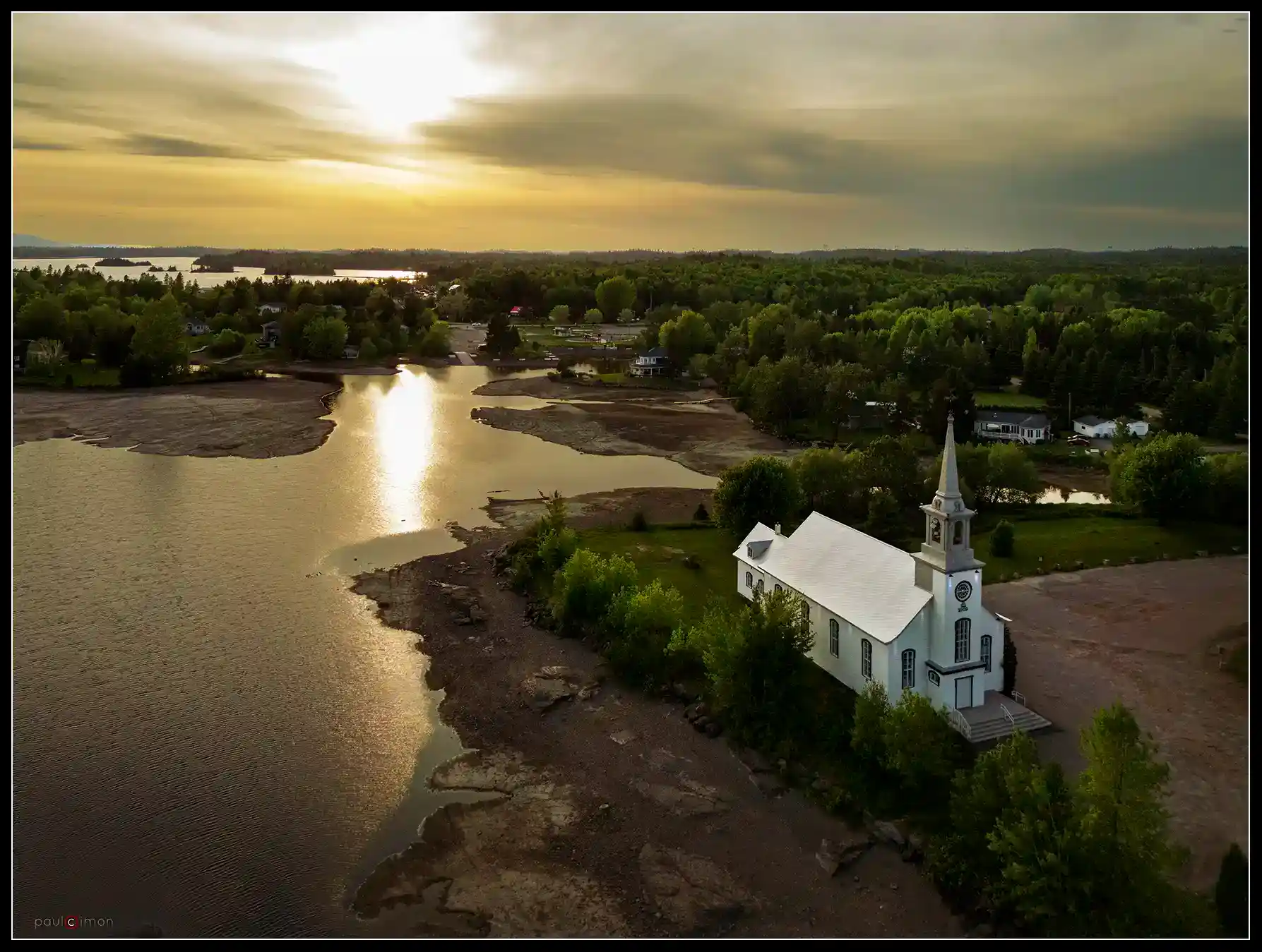 DJI 0502 B drone chapelle lac kénogami